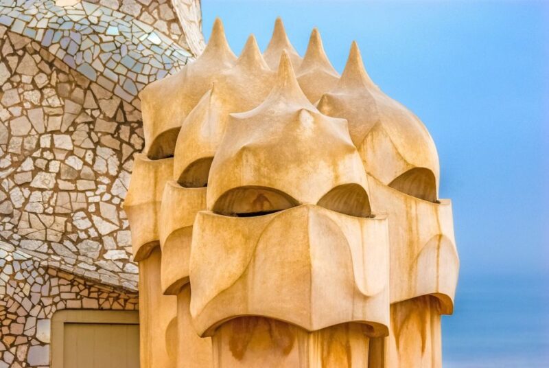 Audiotour of Modernist Barcelona and Its Secrets - Key Highlights