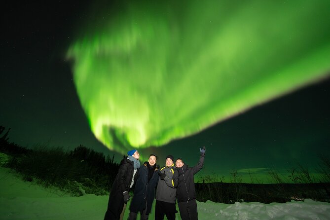 Aurora Chasing Tour With Free Photography - Guest Experiences and Feedback