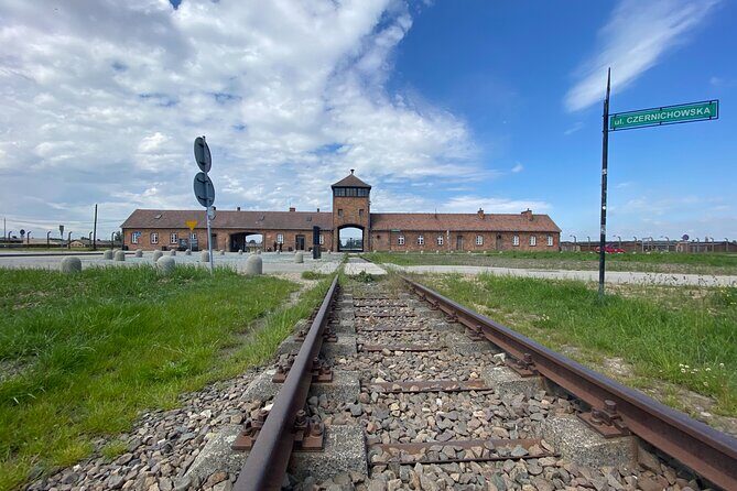 Auschwitz Birkenau and Salt Mine Full Day Guided Tour from Krakow hotel pick up - The Itinerary in Detail