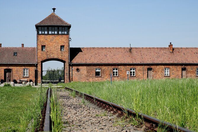 Auschwitz Birkenau Tour with Private Transport from Kraków - Whats Included and Whats Not