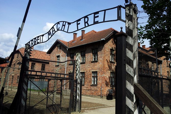 Auschwitz-Birkenau Tour With Transfer, Ebook and Optional Guide - Preparation and Expectations