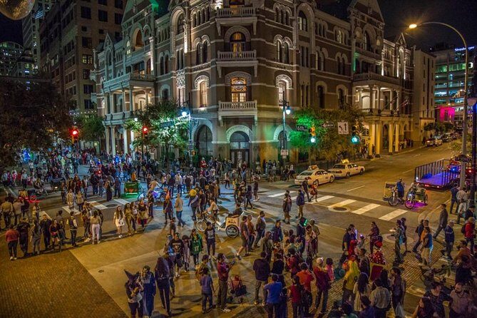 Austin Bar Hunt: Raging on Rainey - Key Points