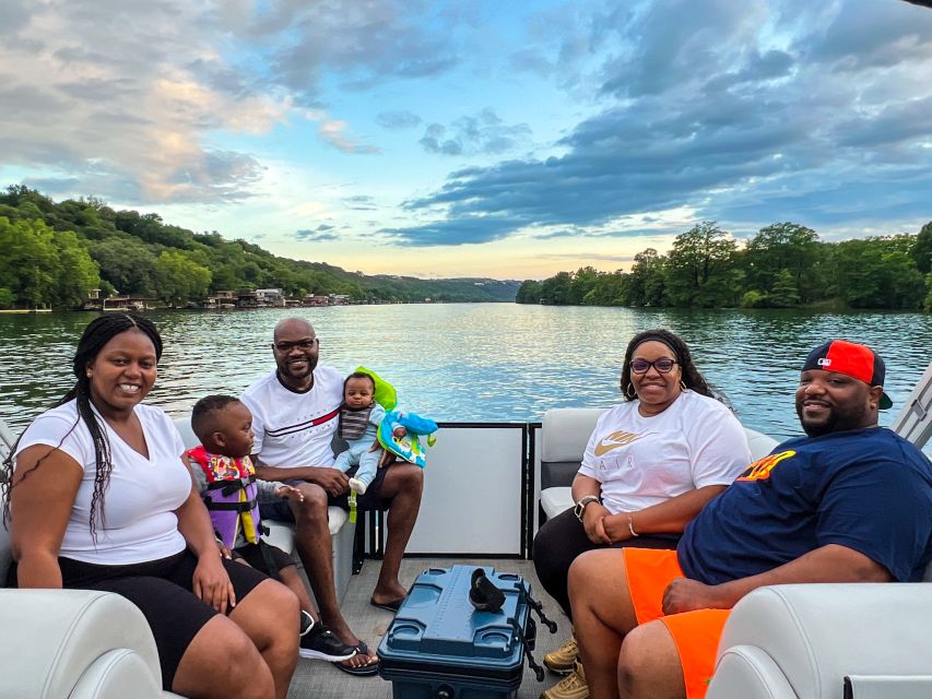 Austin: Lake Austin Private Boat Cruise - Full Sun Shading - Key Points