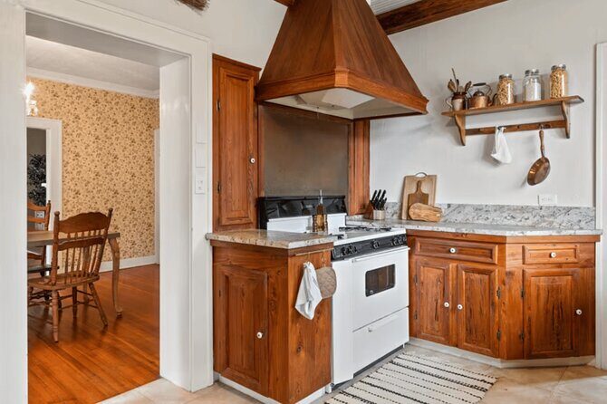 Authentic Cajun Cooking and Food Experience with a Local - Key Points