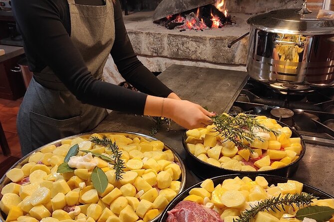 Authentic Garden to Table Cooking Class in Dubrovnik Countryside - Meat and Vegetable Mains