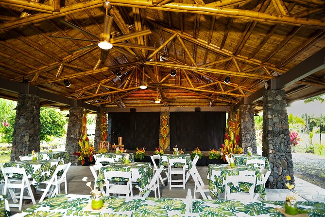 Authentic Hawaiian Dinner Paina Review - Meeting and Pickup