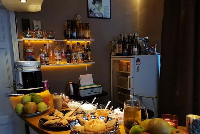 Authentic Homemade Bulgarian Dessert Tasting in Sofia - The Venue and Atmosphere