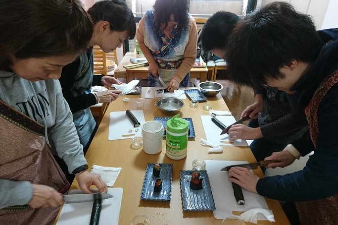 Authentic SUSHI Course Cooking Class - Inclusions and Amenities