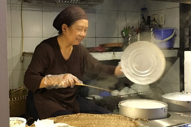 Authentic Taste of Hanoi - Food Tour With a Local Foodie - Local Foodies Insights