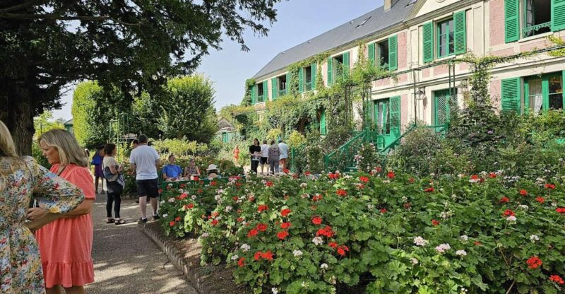 Auvers-Sur-Oise & Giverny Excursion From Paris - Discovering Van Goghs Last Residence