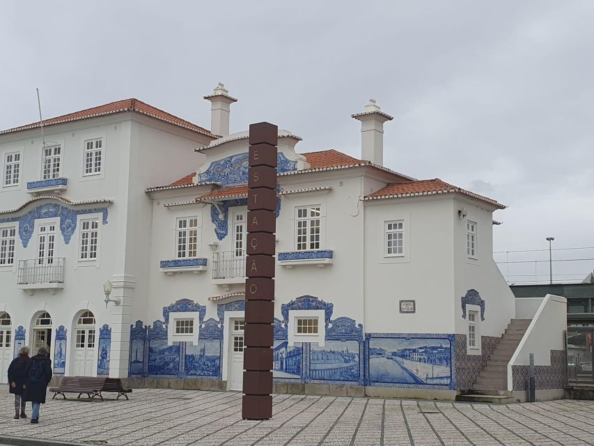 Aveiro and Coimbra Day Trip From Porto - Inclusions and Exclusions