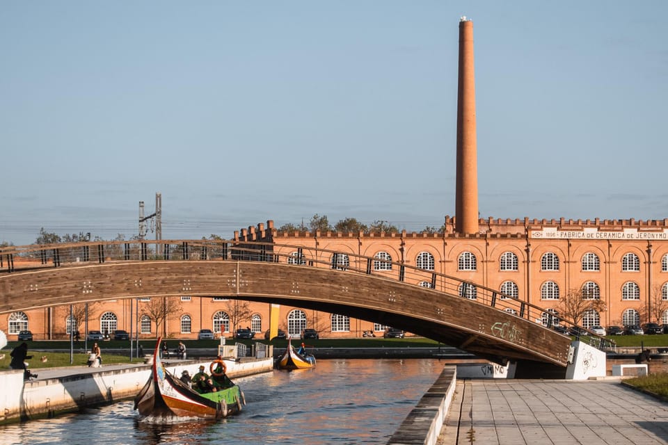 Aveiro: Flexible Walking Tour in Historic Center - Frequently Asked Questions