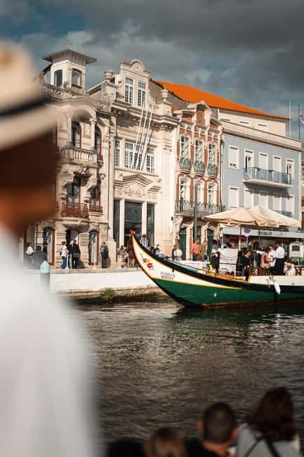 Aveiro: Moliceiro Boat Tour - The Experience: A Step-by-Step Look at the Tour