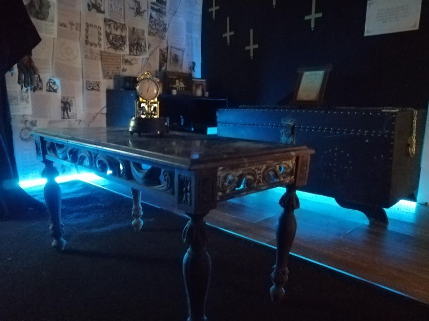 Aveiro: The Warren Files Escape Room Experience - Key Points