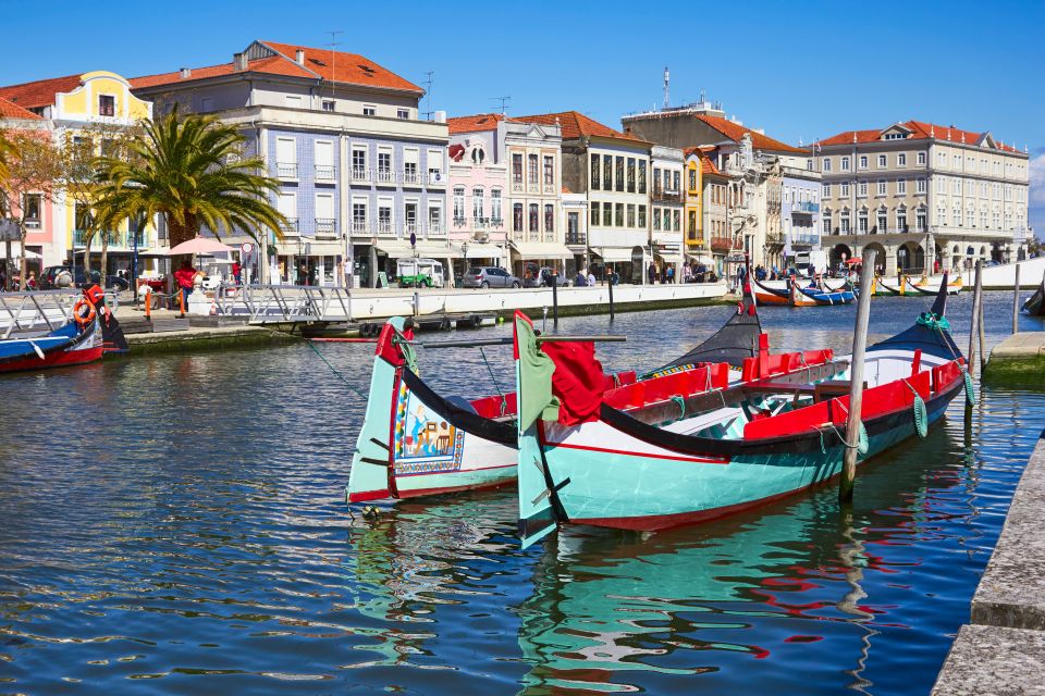 Aveiro Tour - Colorful Costa Nova Beach