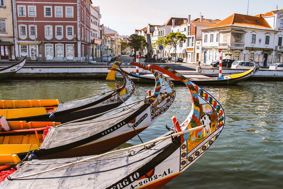 Aveiro: Traditional Moliceiro Boat Tour - Key Points