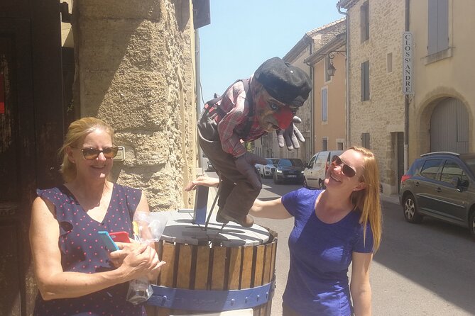 Avignon and Chateauneuf Du Pape - 8hours - Wine Tasting Experience