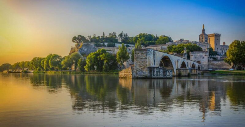 Avignon City of Popes and Wine Tasting Private Full Day Tour - Itinerary Highlights