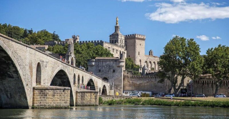 Avignon: Private Walking Tour – Discover History & Heritage - St. Bénezet Bridge