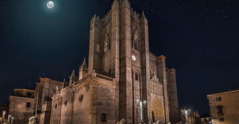 Avila: Cathedral Entry Ticket With Audio Guide - Experience Overview