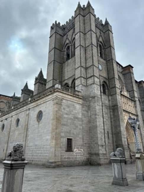 Avila: Private Tour Half Day Minivan Tour from Madrid - FAQ  