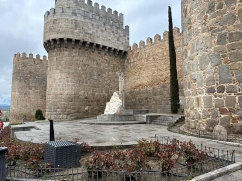 Avila: Private Tour Half Day Minivan Tour from Madrid - Final Thoughts  