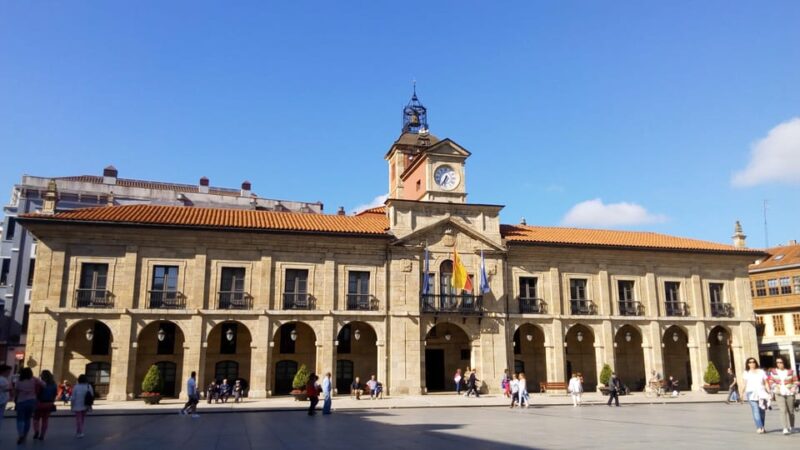 Avilés: Discover Its Historic Center - Understanding Avilés Transformation and Port Activity