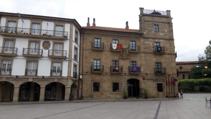 Avilés: Discover Its Historic Center - Logistics and Tour Details