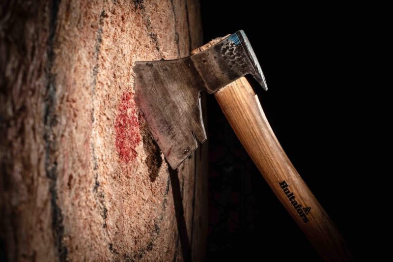 AXE THROWING EXPERIENCE IN ANTWERP - Food and Drink Options