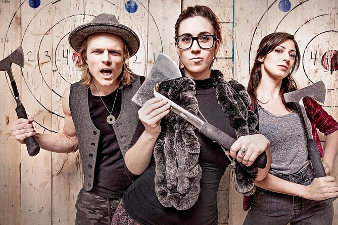 Axe Throwing in Syracuse - Pricing and Duration