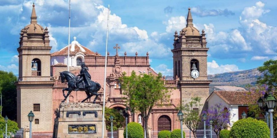 Ayacucho: Colonial Temples | Altarpieces and Architecture | - Exploring the Cathedral Basilica