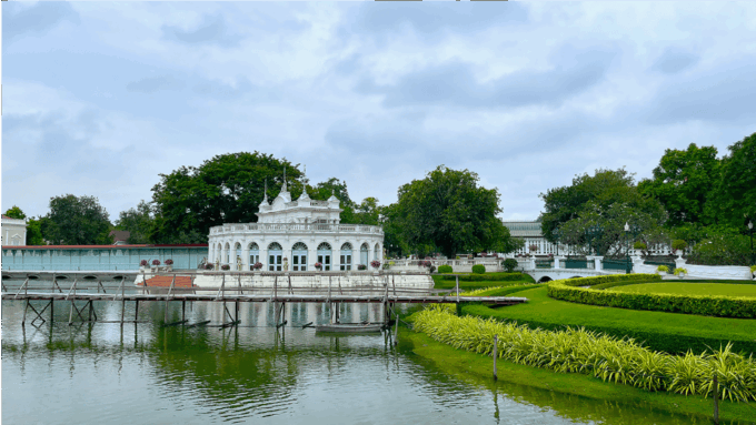 Ayutthaya One Day: Famous Temples & Bang Pa-In Palace Tour - Frequently Asked Questions