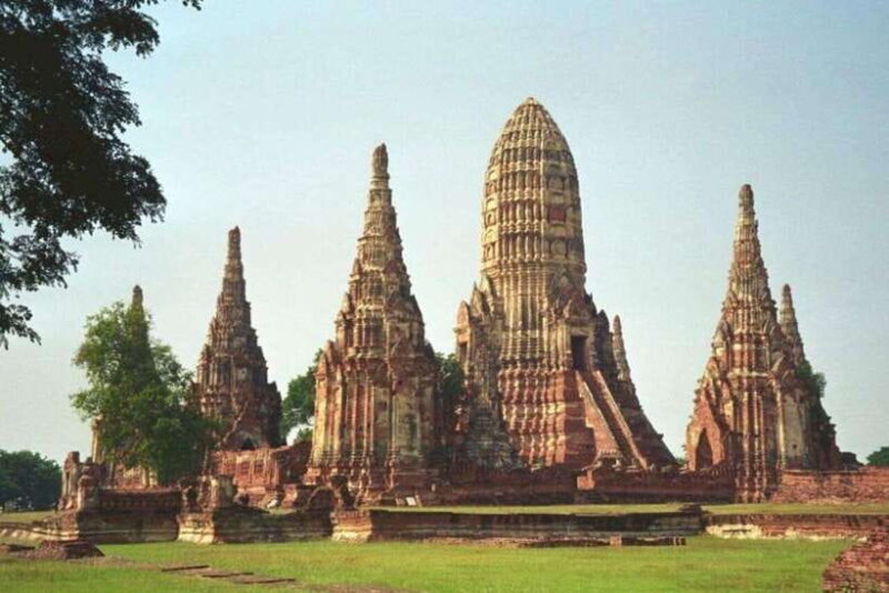 Ayutthaya Private Guided Day Tour, 4 Ancient Temples - Wat Mahathat