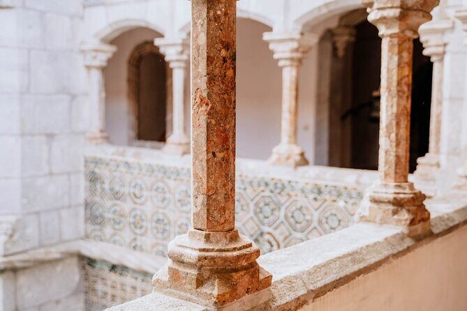 Azenhas do Mar, Palacio da Pena, Regaleira and Castelo dos Mouros. - Key Points