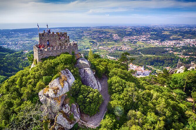 Azenhas do Mar, Palacio da Pena, Regaleira and Castelo dos Mouros. - Quinta da Regaleira: The Mystical Estate