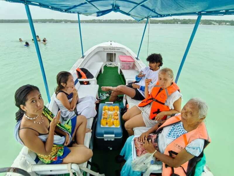 Bacalar : Boat Tour of the Lagoon of The Seven Colors - Key Points