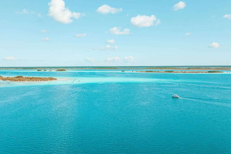 Bacalar Seven Color Lagoon Boat Excursion from Costa Maya - An In-Depth Look at the Bacalar Lagoon Tour