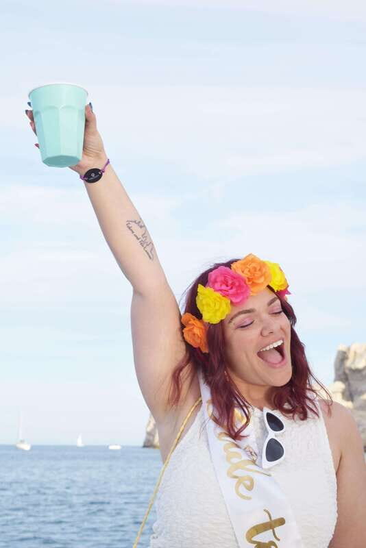 BACHELORETTE PARTY BOAT | Pole Dance Private Charter Boat - FAQ