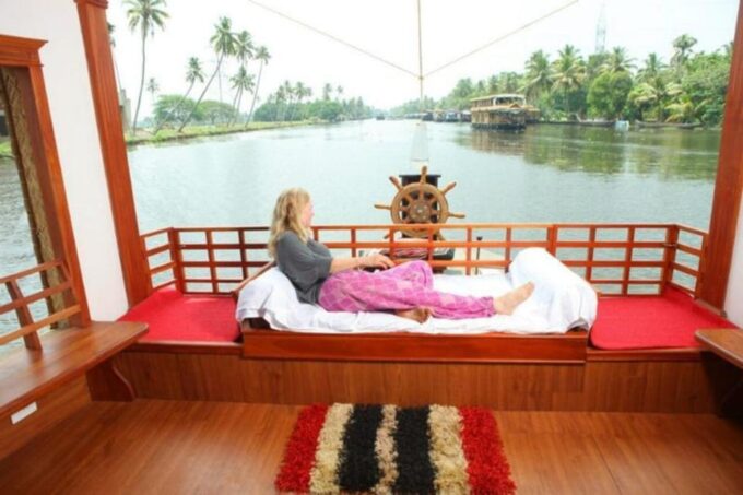BACKWATER HOUSEBOAT TOUR FROM COCHIN PORT - Restrictions and Policies
