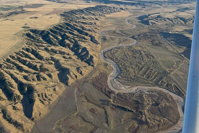 Badlands Small Plane Air Adventure Tour - Detailed Breakdown of the Itinerary