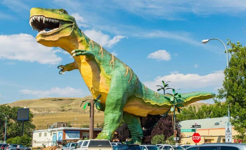 Badlands Tour: Drumheller with Museum, Hoodoos & Dinosaurs - Little Church & Downtown Drumheller