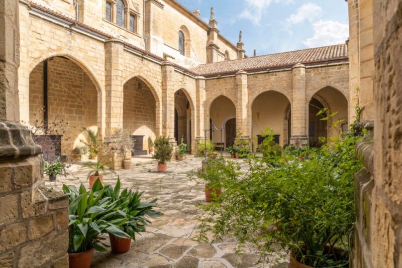 Baeza: Baeza Cathedral Entry Ticket - Good To Know