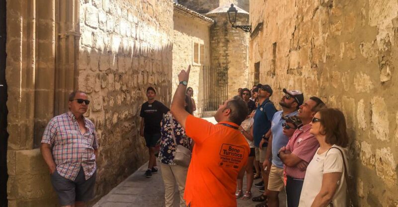 Baeza: Guided City Tour History - Tour Overview