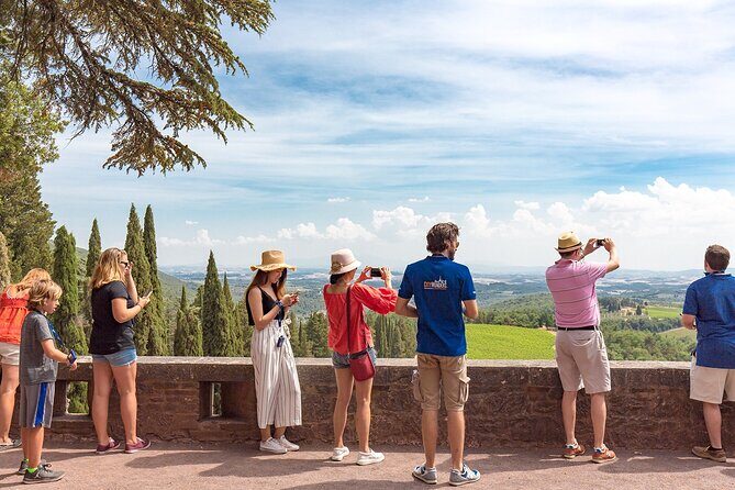 Bagnoregio & Orvieto Day Trip from Rome with Wine Tasting & Lunch - Discovering Italy in a Day: An In-Depth Look