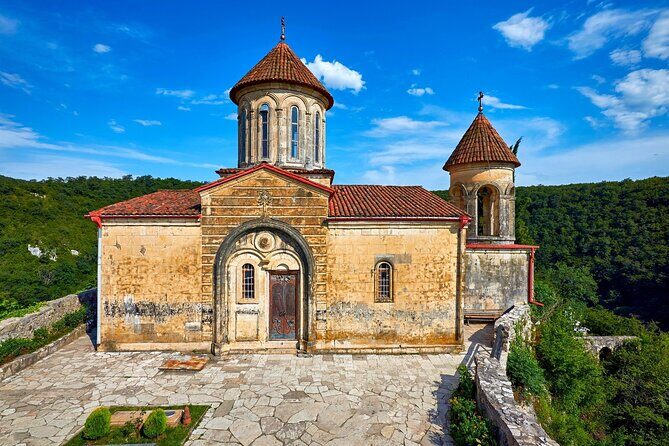 Bagrati Cathedral, Gelaty Monastery, Motsameta Monastery from Kutaisi - Key Points