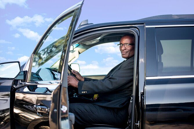 Bahamas Airport Transportation w/Free Grocery Stop-1 Way Private - Key Points