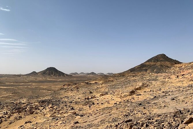 Bahariya Oasis Journey Into Tranquility Exploring Safari Desert - Discovering the Black Desert