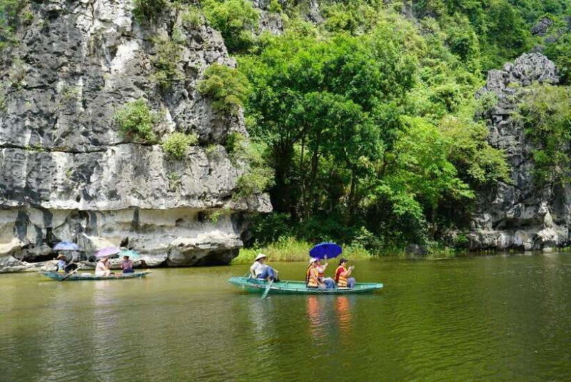 Bai Dinh - Trang An - Mua Cave Full Day - Visit to Bai Dinh Pagoda