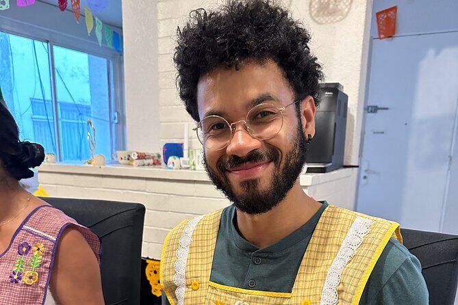 Baking Delicious Traditional Mexican Bread - Authenticity and Cultural Connection