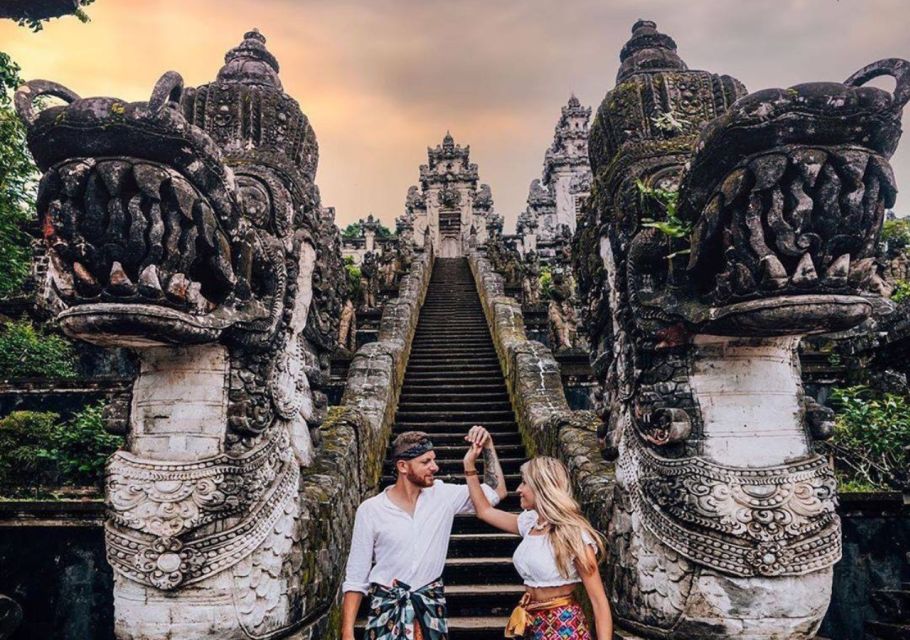 Bali: 2D1N Private East Island Tour + Overnight in Hotel - Tirta Gangga Water Gardens
